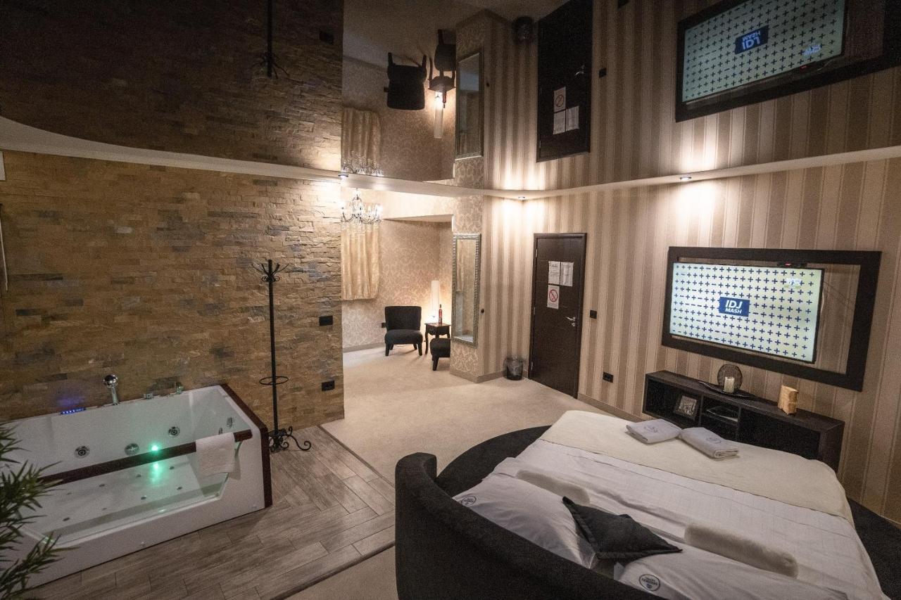 Madison - Square Sava Bed & Breakfast Belgrad Dış mekan fotoğraf